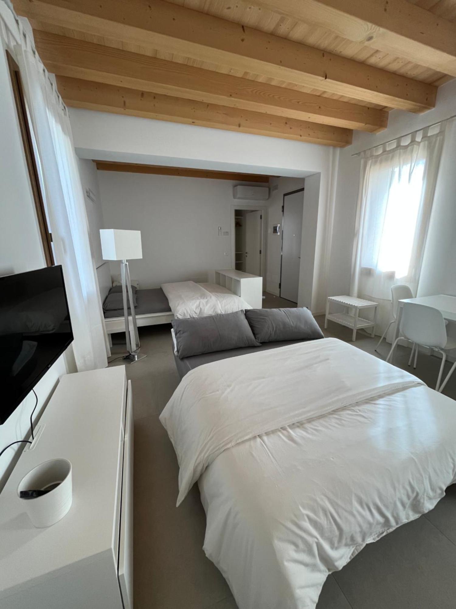 Residence Duomo Castelfranco Veneto Zimmer foto