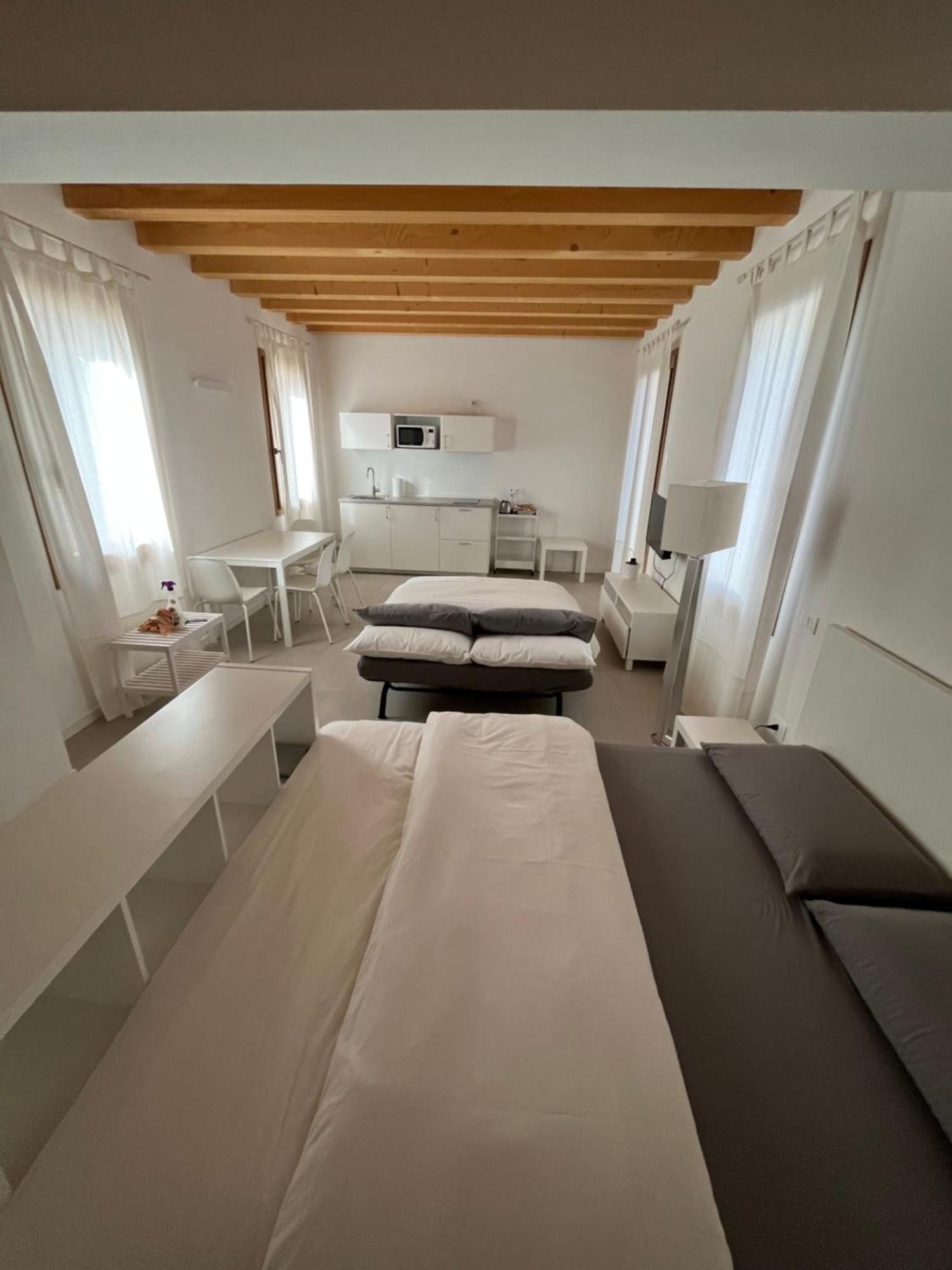 Residence Duomo Castelfranco Veneto Zimmer foto